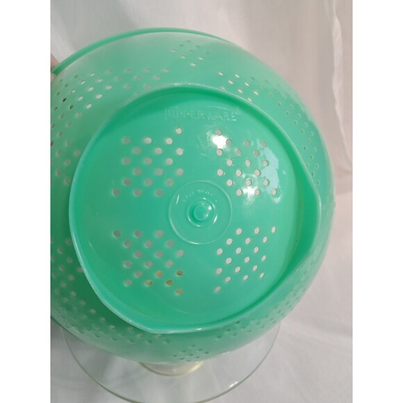 Vintage Tupperware Jadeite Green Colander  Strainer (#339) - Picture 3 of 5